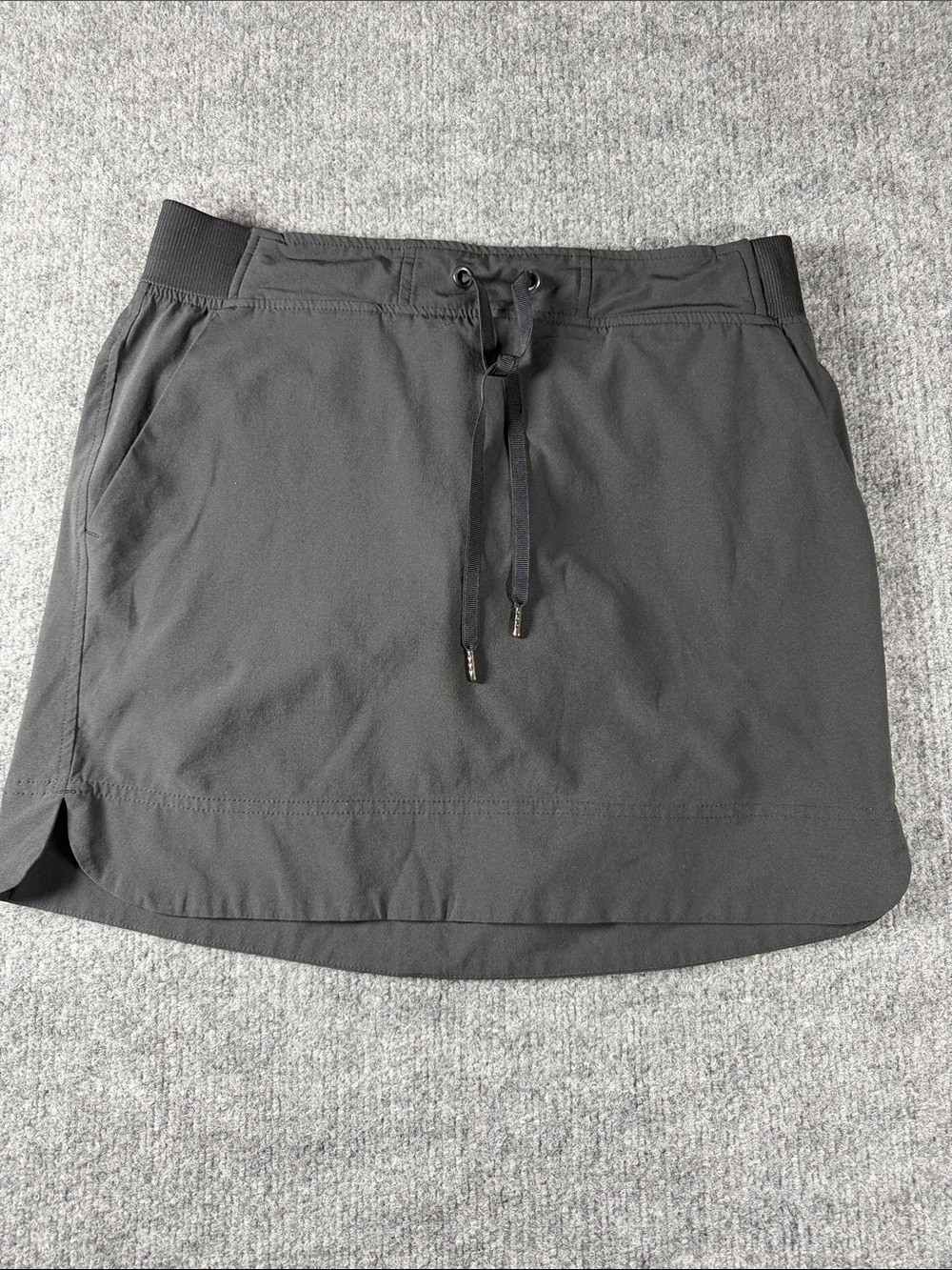ATHLETA Women’s Black Midtown Skort